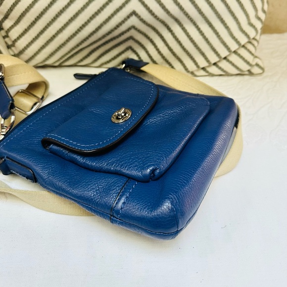 Coach Blue Leather Crossbody Bag - Picture 2 of 11